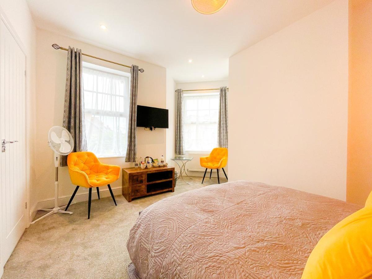 46 Ashfield Rd, *
