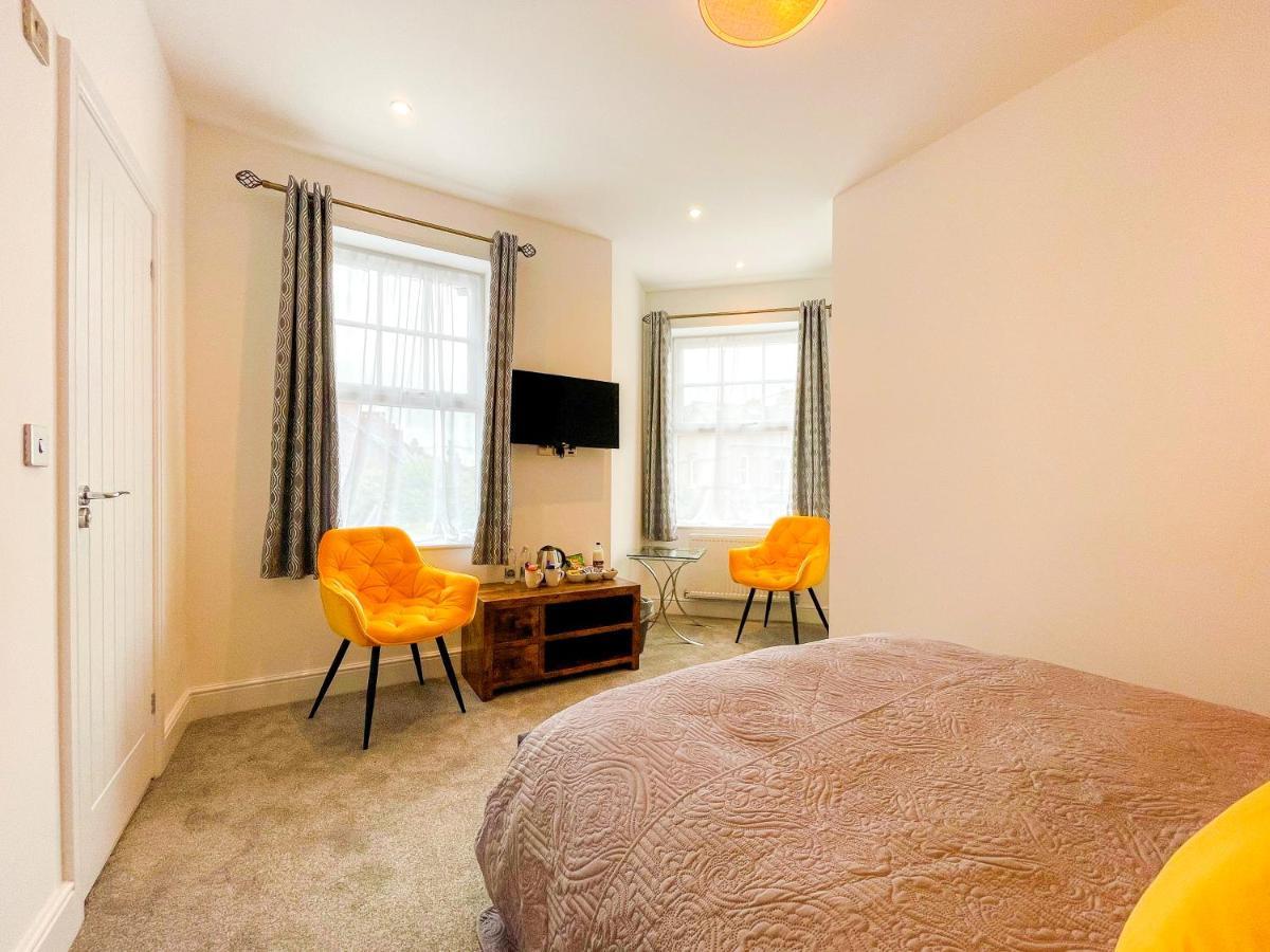 46 Ashfield Rd, Pensión