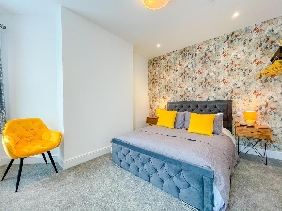 46 Ashfield Rd, * Altrincham